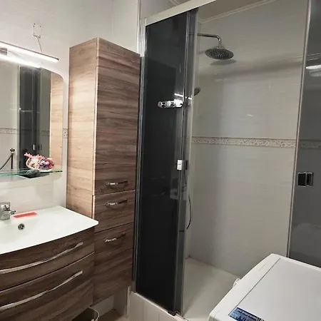 Jin Apartman *
